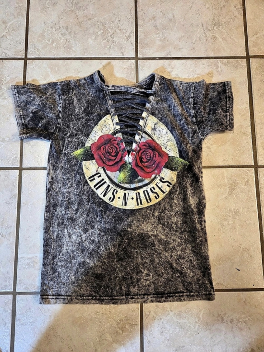 Rose Graphic Short Sleeve Top